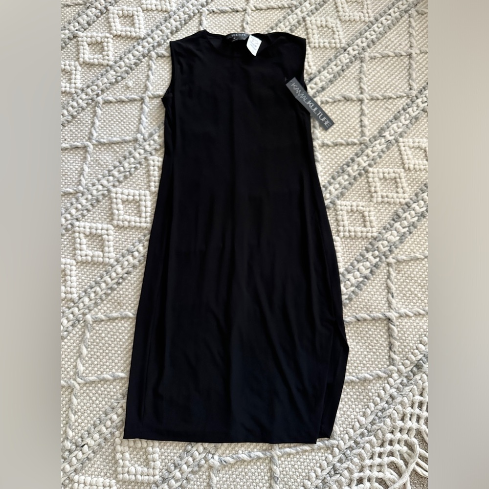 Kamila kulture shift dress to knee with slit NWT